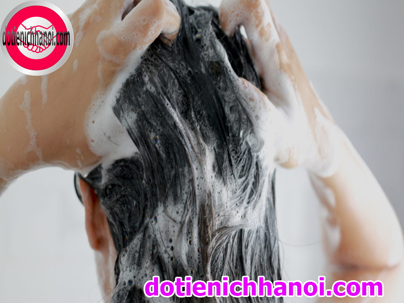 Nên chọn dầu gội đầu dưỡng ẩm nếu sấy tóc thường xuyên